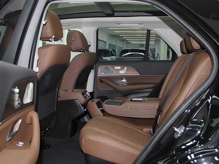 Фото 8 - Mercedes-Benz GLE-Class