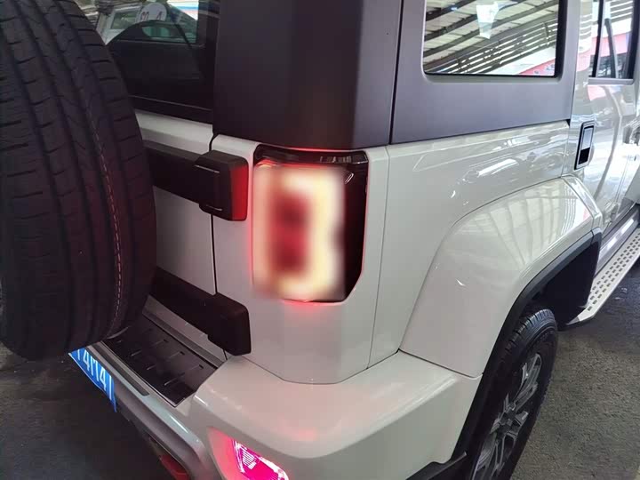 Фото 8 - BAIC Beijing BJ40