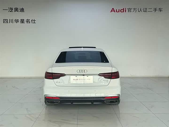 Фото 5 - Audi A4L