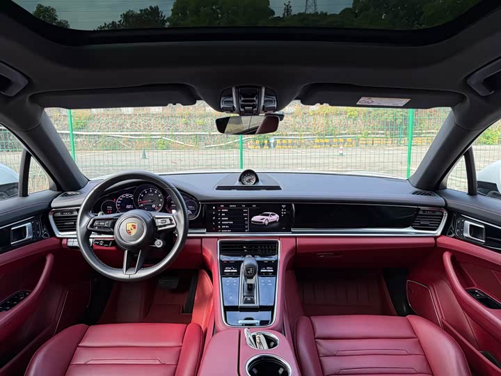 Фото 5 - Porsche Panamera