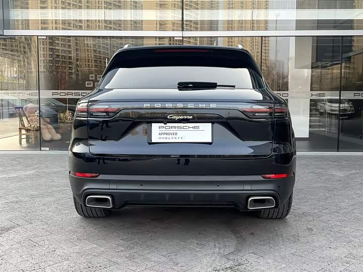 Фото 4 - Porsche Cayenne Hybrid