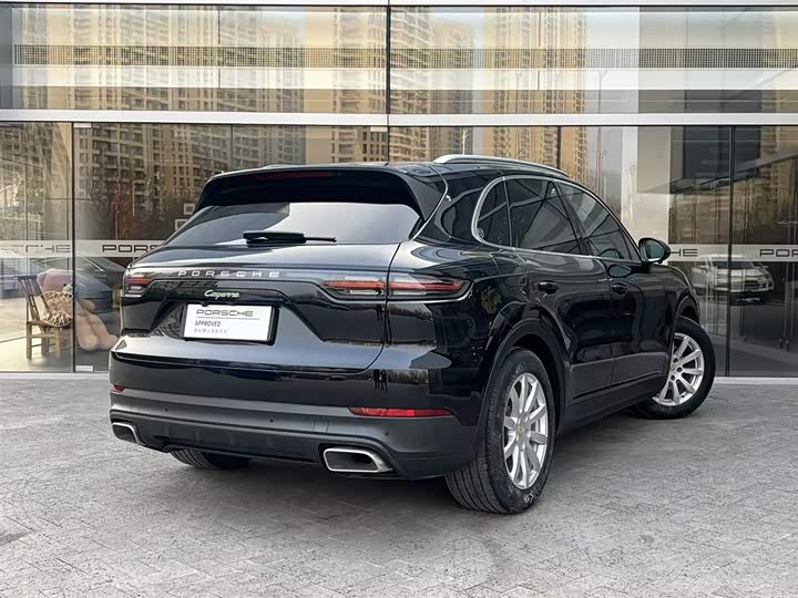 Фото 5 - Porsche Cayenne Hybrid