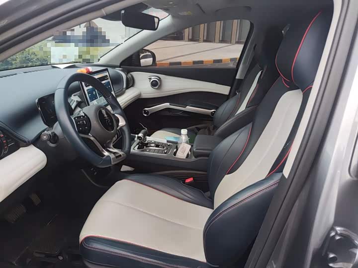 Фото 8 - BYD Yuan Plus