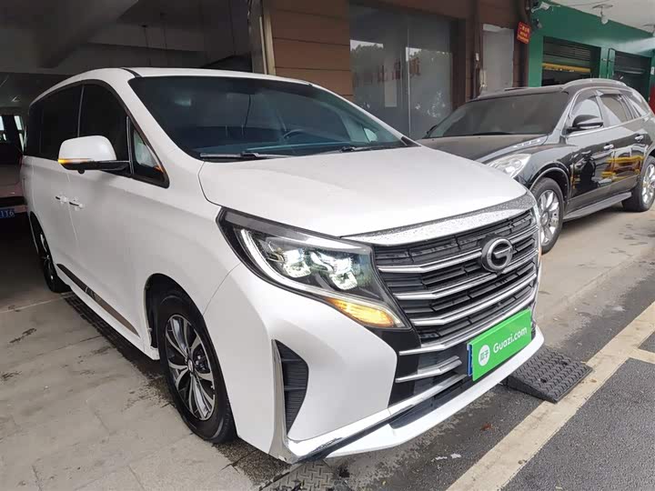 Фото 4 - GAC Trumpchi M8