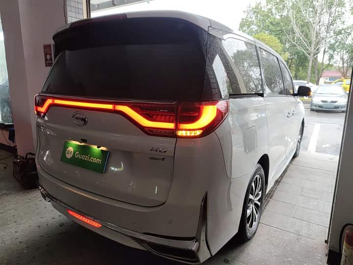 Фото 7 - GAC Trumpchi M8