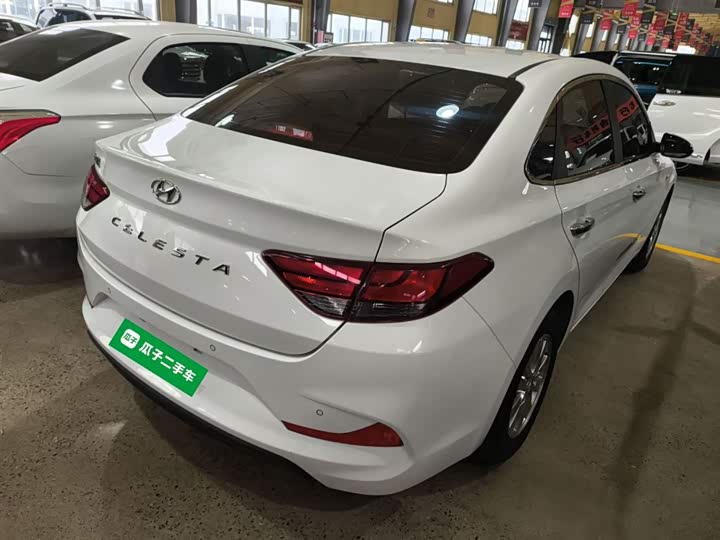 Фото 7 - Hyundai Celesta