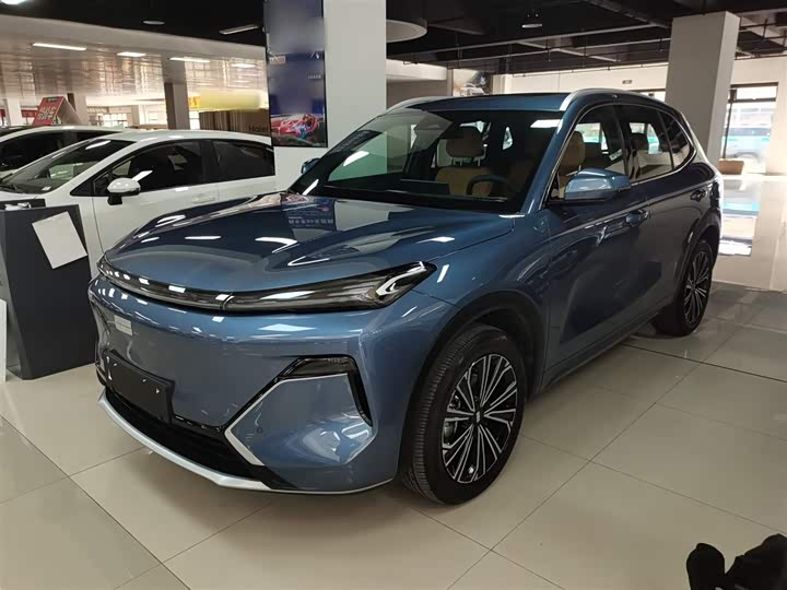 Фото 2 - Geely Galaxy Starship 7