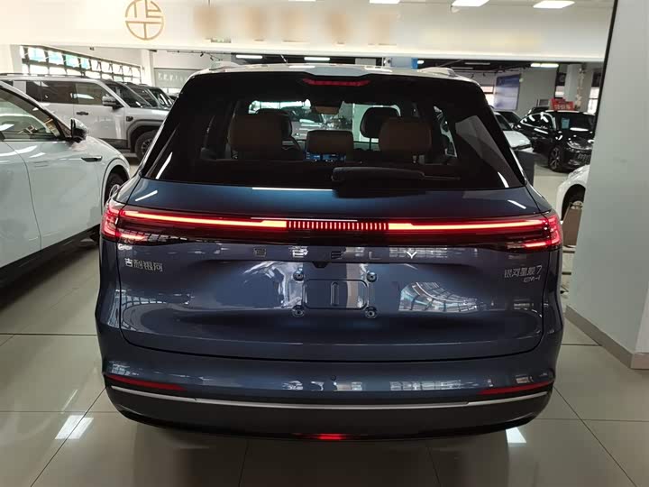 Фото 6 - Geely Galaxy Starship 7