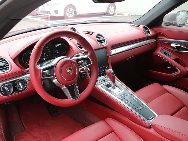 Фото 4 - Porsche 718