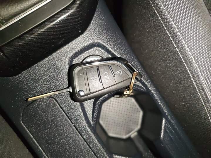 Фото 9 - Volkswagen Lavida