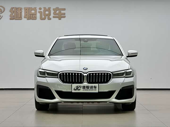 Фото 2 - BMW 5 Series