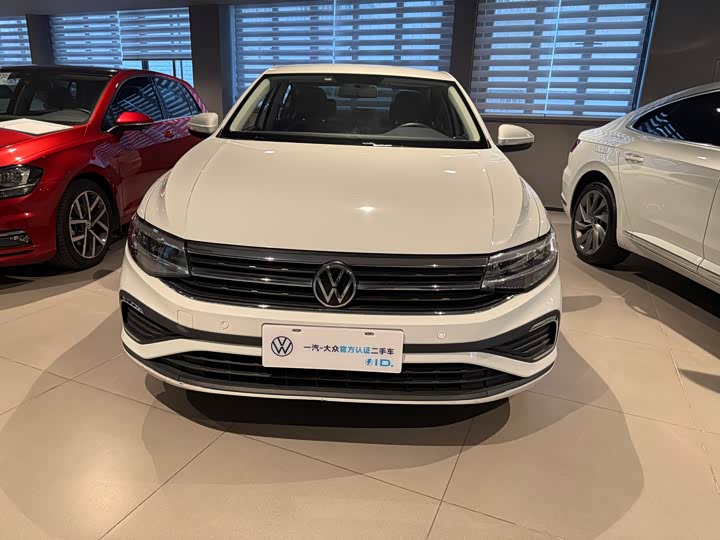 Фото 2 - Volkswagen Bora