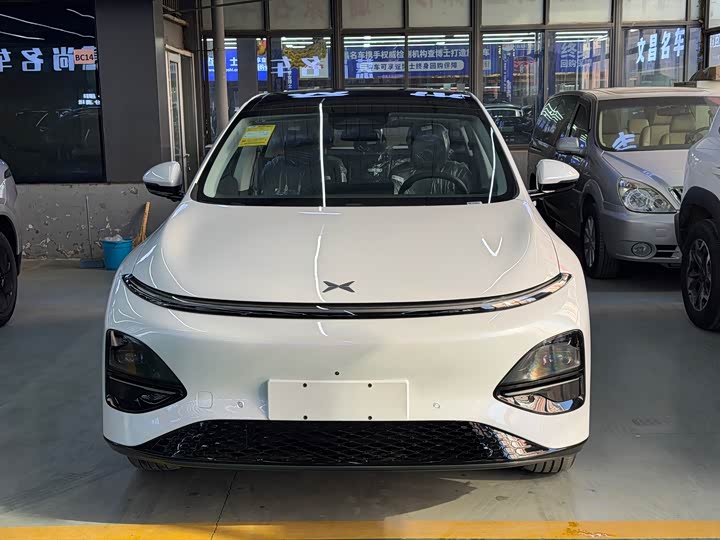 Фото 2 - XPeng G6