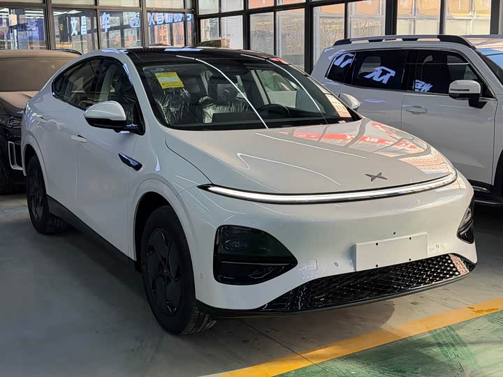 Фото 3 - XPeng G6