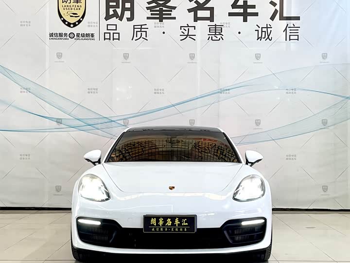 Фото 2 - Porsche Panamera