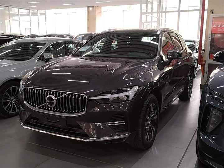 Фото 2 - Volvo XC60