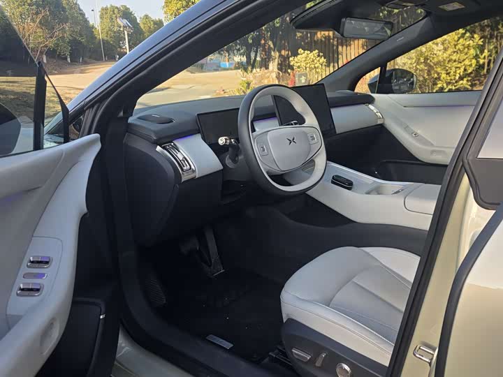 Фото 3 - XPeng F57