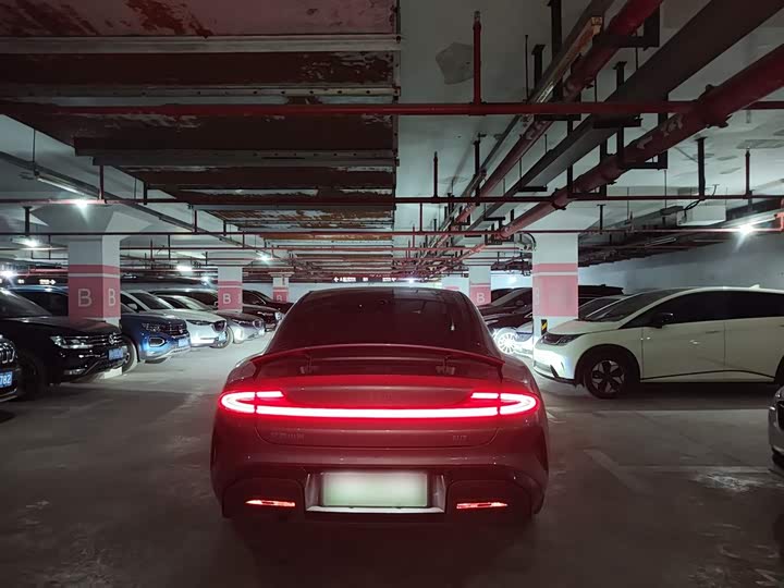 Фото 8 - Xiaomi SU7