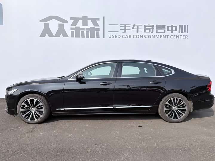 Фото 3 - Volvo S90