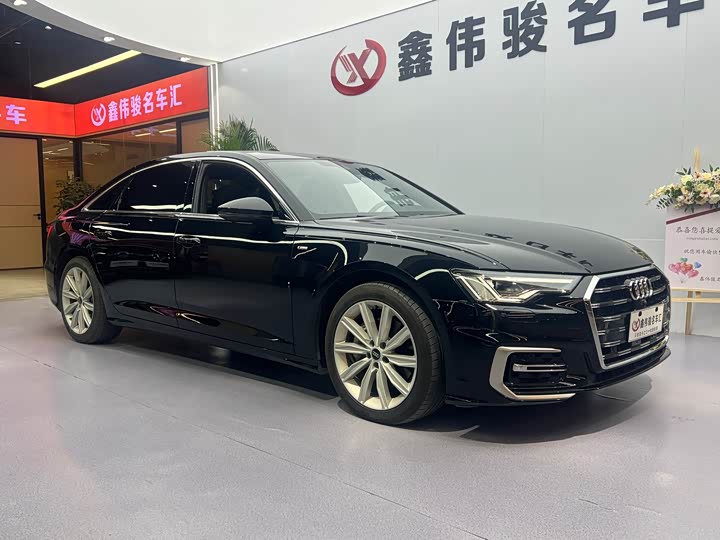 Фото 4 - Audi A6L