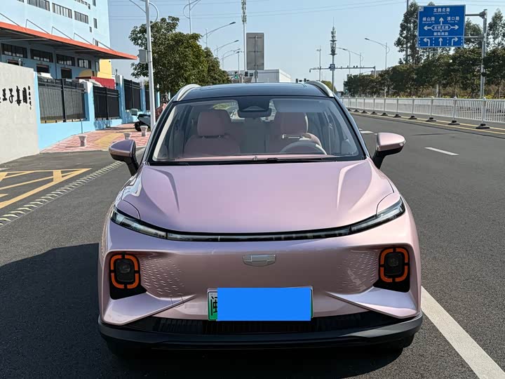 Фото 2 - Geely Geometry E Firefly