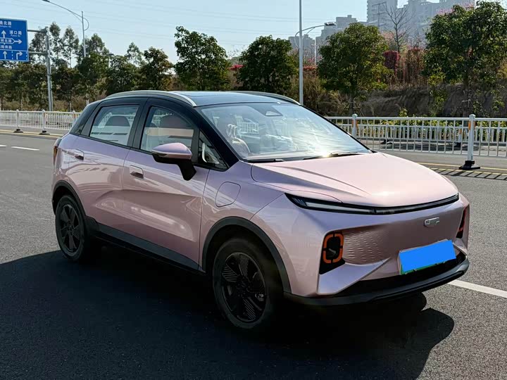 Фото 3 - Geely Geometry E Firefly