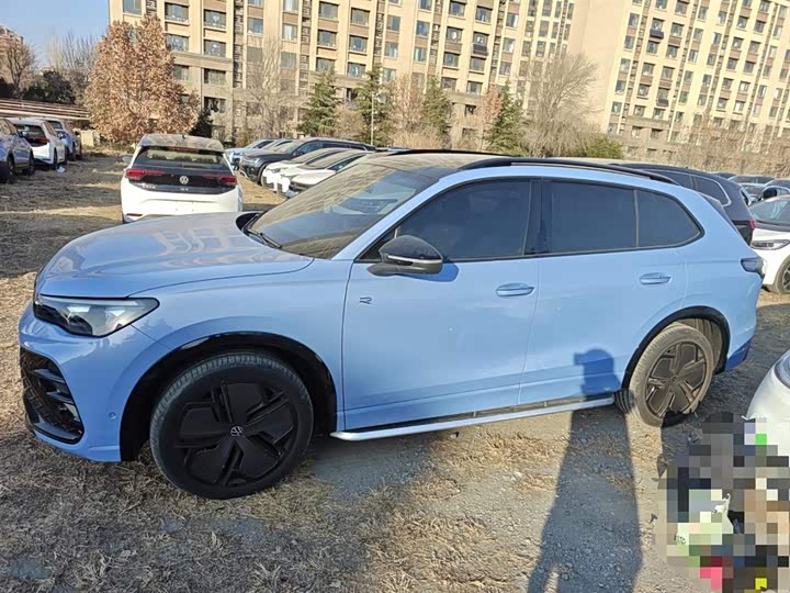 Фото 5 - Volkswagen Tiguan L Pro