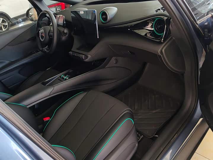 Фото 8 - BYD Dolphin