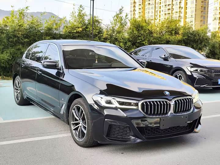 Фото 2 - BMW 5 Series