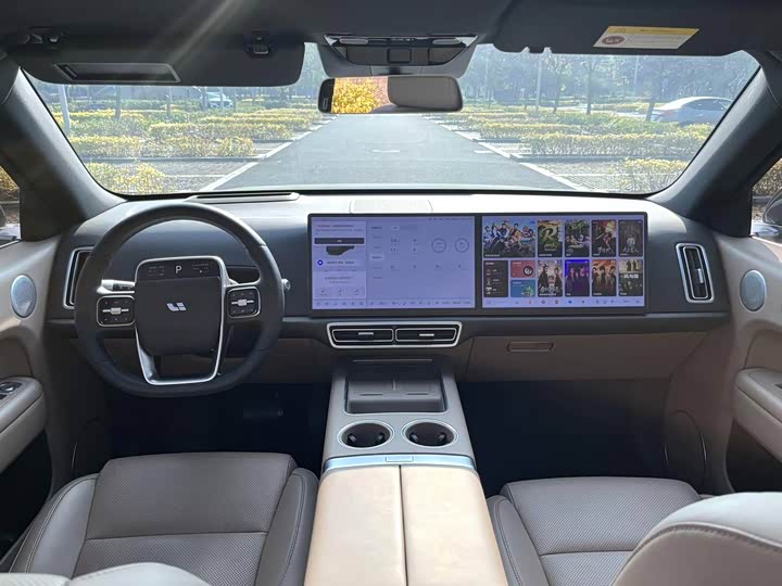 Фото 8 - LiXiang L6