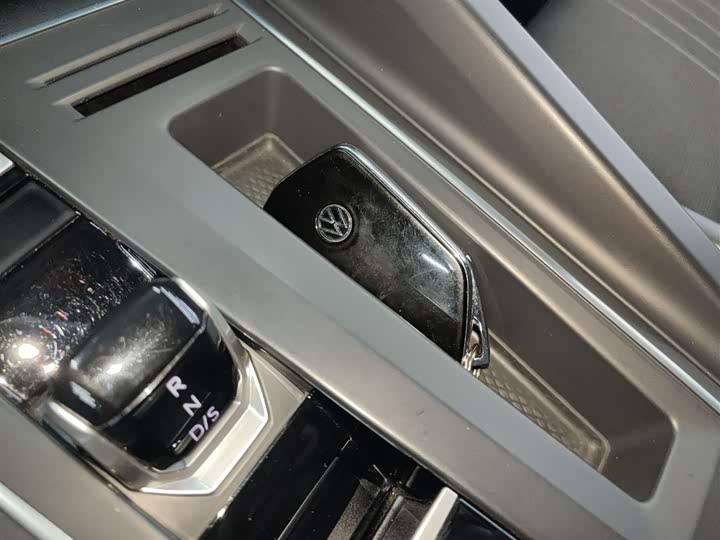 Фото 9 - Volkswagen Golf