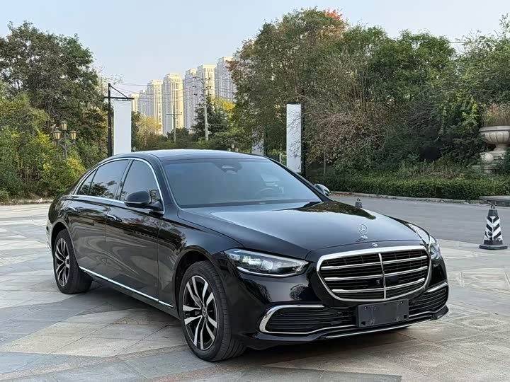 Фото 1 - Mercedes-Benz S-Class