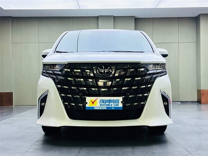 Фото 2 - Toyota Alphard