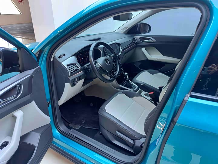 Фото 9 - Volkswagen T-Cross