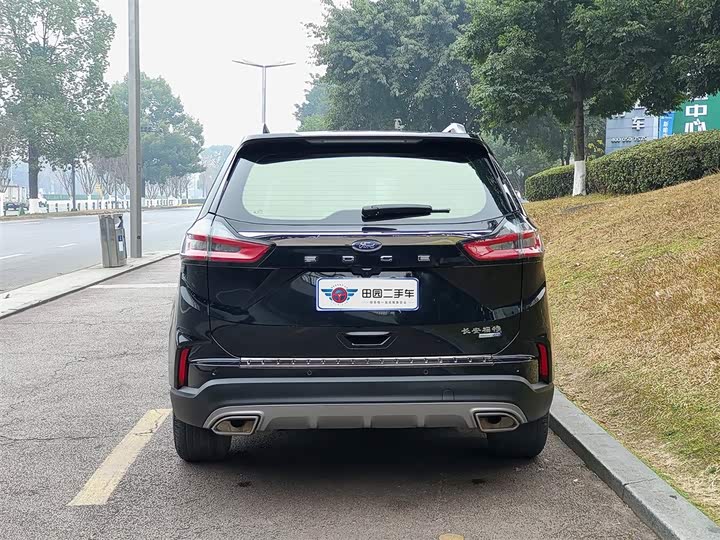 Фото 5 - Ford Edge