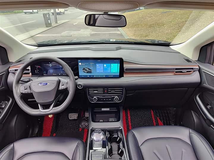 Фото 6 - Ford Edge