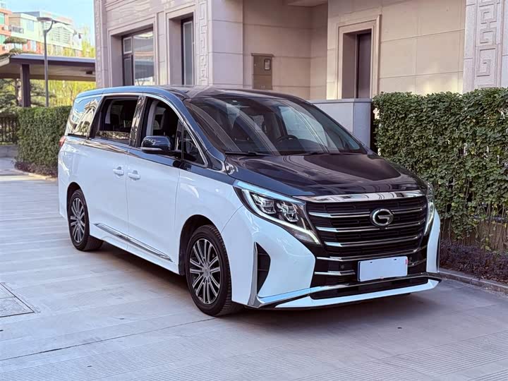 Фото 3 - GAC Trumpchi M8