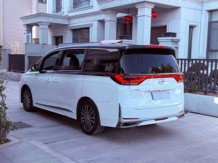 Фото 9 - GAC Trumpchi M8