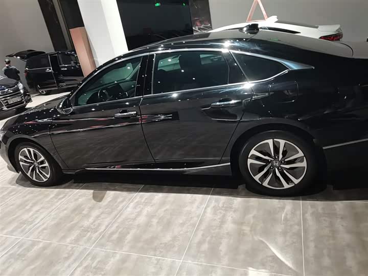 Фото 5 - Honda Accord