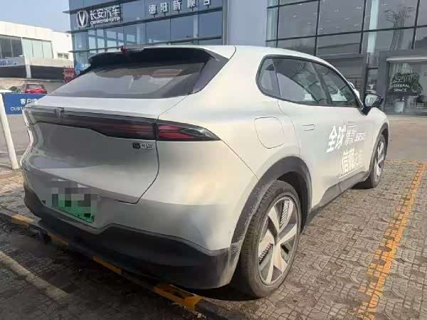 Фото 7 - Changan Deepal S05