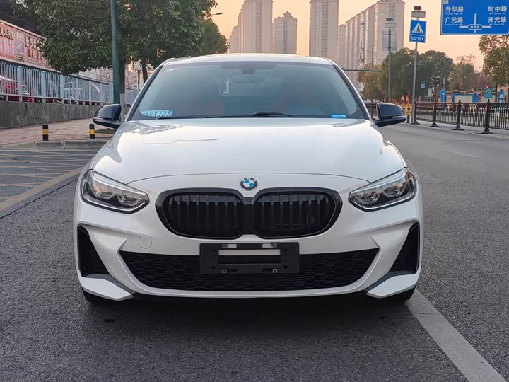 Фото 1 - BMW 1 Series