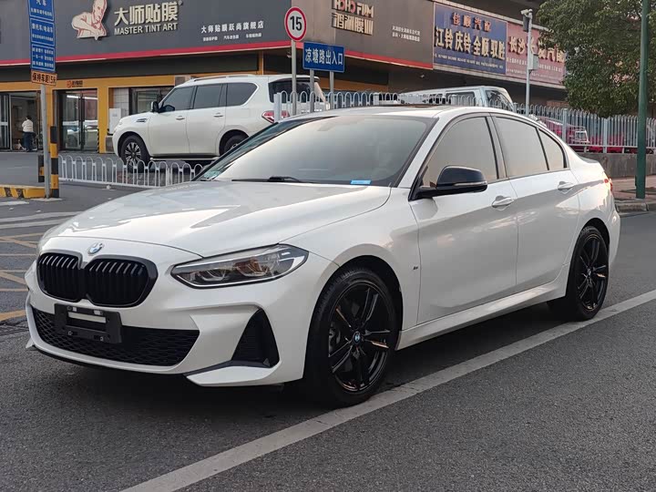 Фото 2 - BMW 1 Series