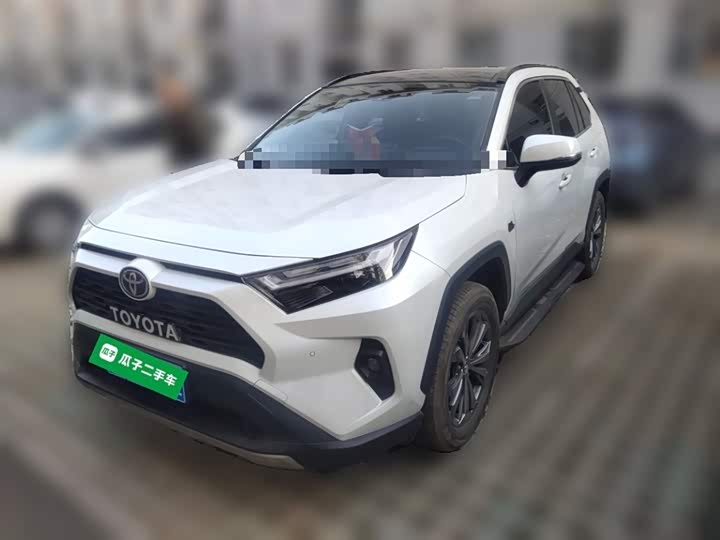 Фото 1 - Toyota RAV4