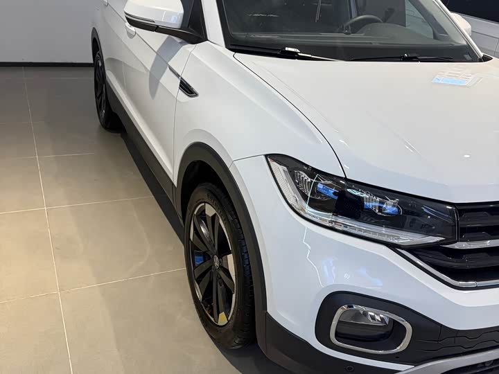 Фото 4 - Volkswagen Tacqua