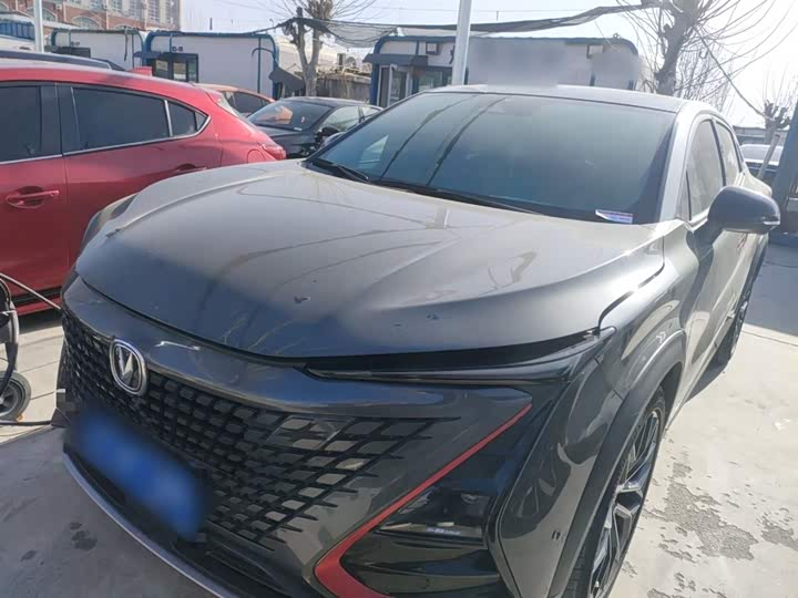 Фото 2 - Changan UNI-T