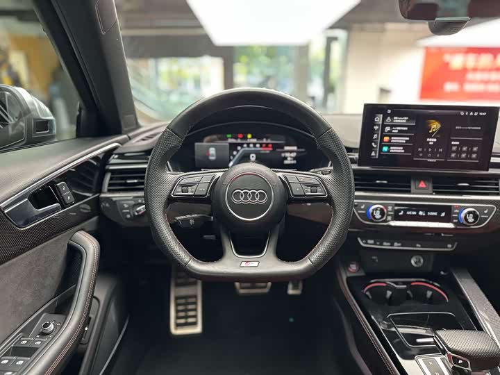 Фото 8 - Audi S4