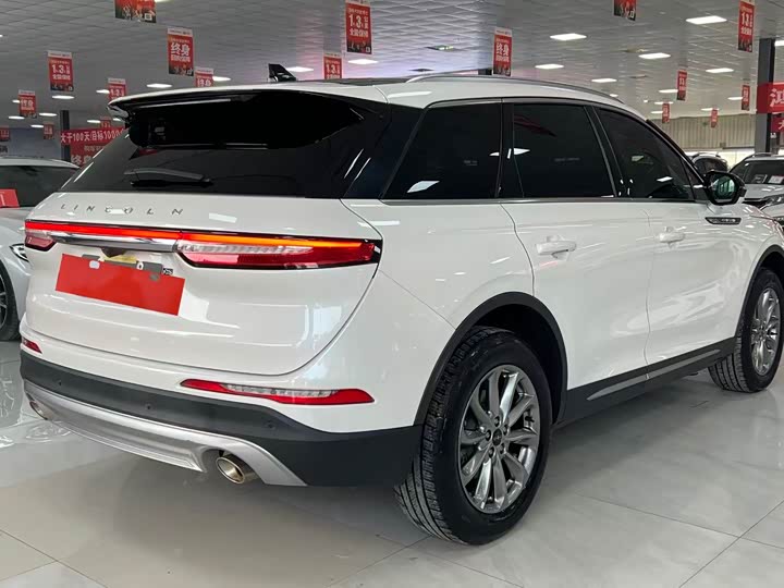 Фото 7 - Lincoln Corsair