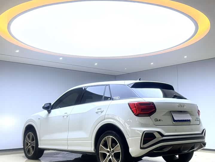 Фото 4 - Audi Q2L
