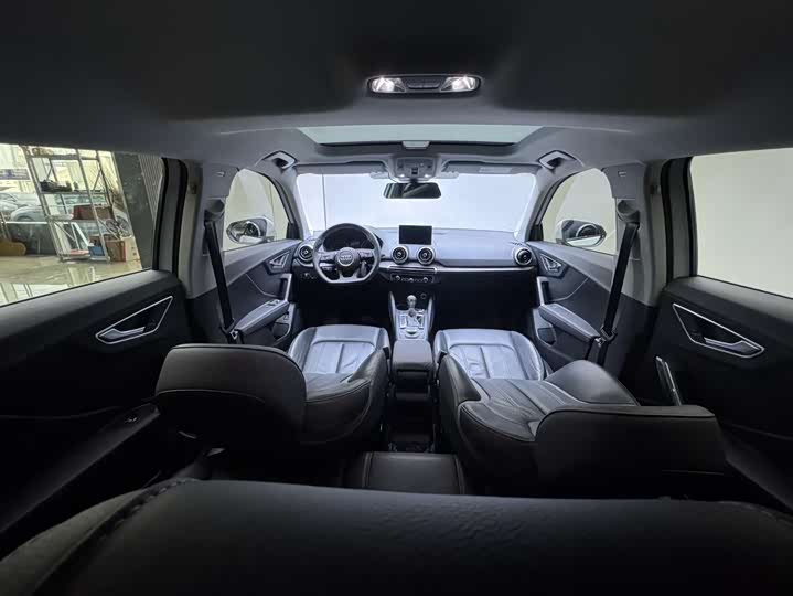 Фото 9 - Audi Q2L