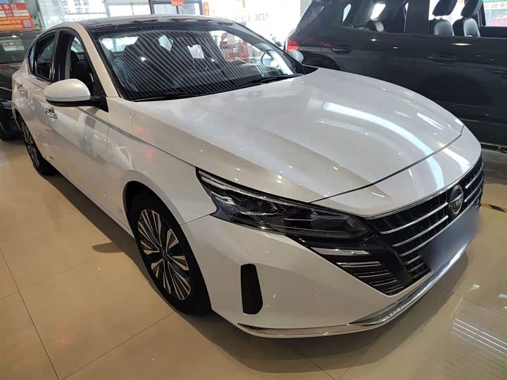 Фото 4 - Nissan Teana